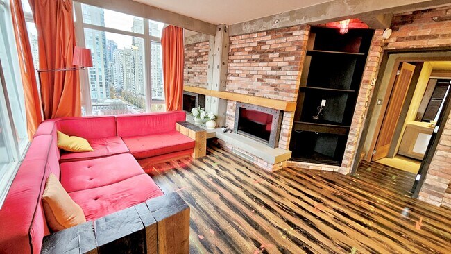 Photo du bâtiment - 480 Robson St