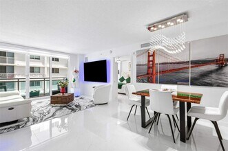 Building Photo - 6917 Collins Ave