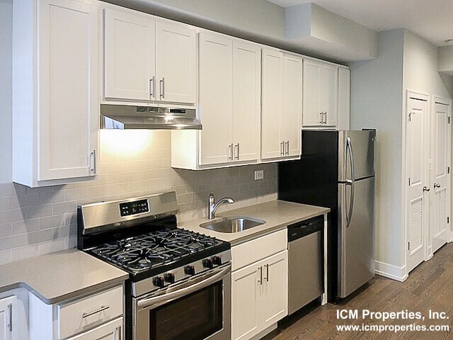 Foto principal - 3740 N Sheffield Ave