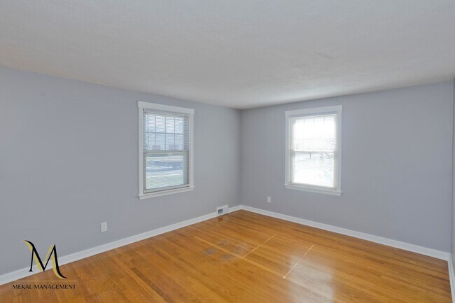 Foto del edificio - 3 Bedroom Single Family Home in East Forest Park Springfield, MA!