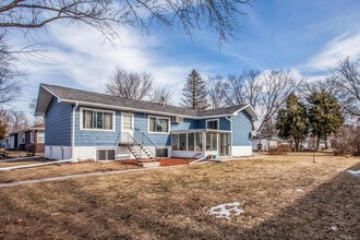 Building Photo - 3114 Grove Ave
