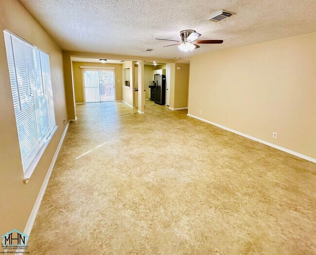 Building Photo - Charming & Move-In Ready 3-Bedroom Home wi...