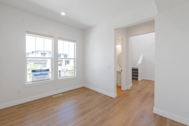 Foto del edificio - Traverse Mountain | SPACIOUS LIVING | 6 BED 4 BATH SINGLE FAMLY HOME