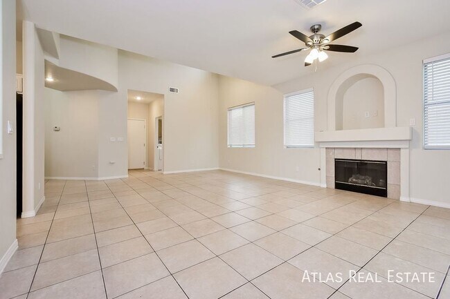 Foto del edificio - 8920 Picket Fence Ave