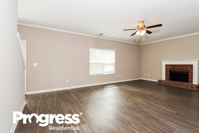 Building Photo - 622 Fieldcrest Dr