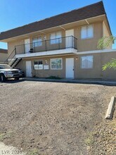 Building Photo - 803 Palo Verde Dr