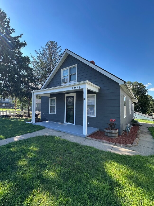 Building Photo - 2944 Arbor St