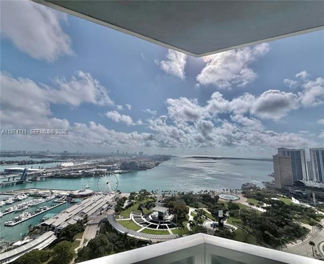 Photo - 244 Biscayne Blvd unit 3403 (A11974711)