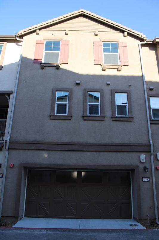 Foto del edificio - 40885 Melrose Dr