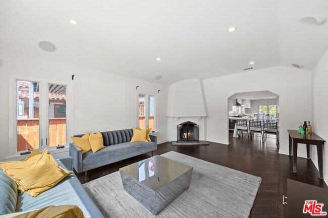 Foto del edificio - 1542 S Canfield Ave