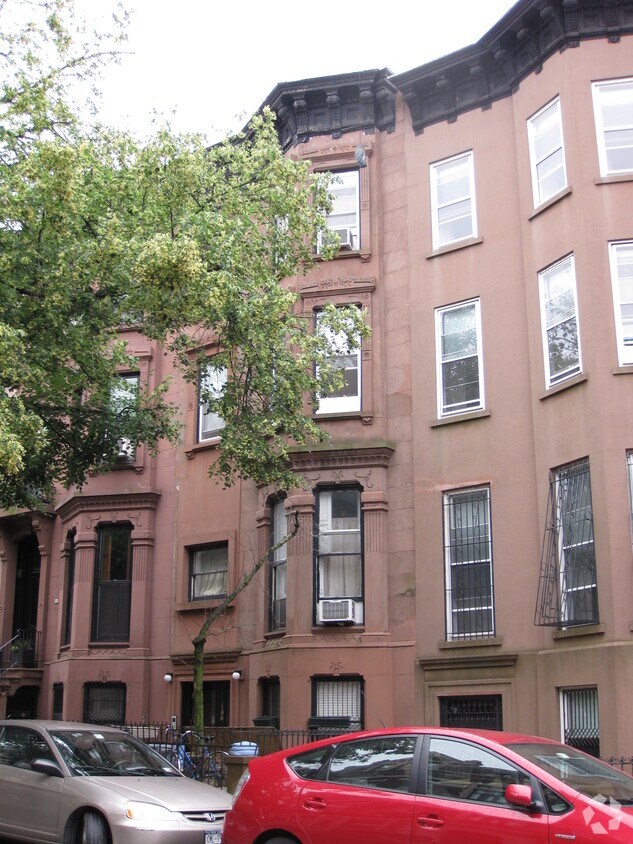 Building Photo - 186 Lincoln Pl