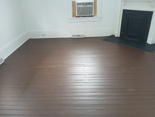 Photo - 1412 W 4th St House