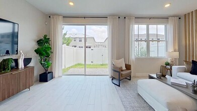 Building Photo - 17132 SW 2nd Cir