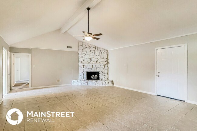 Building Photo - 4290 Park Forest Dr