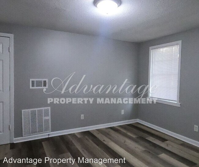 Building Photo - 4 br, 3 bath House - 1487 Old Hickory Rd.