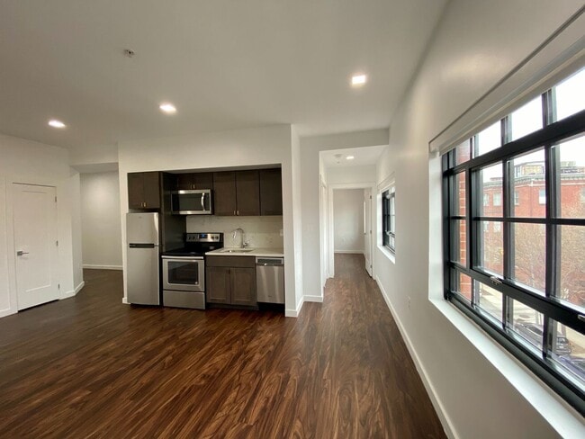 Interior Photo - 824 N Calvert St