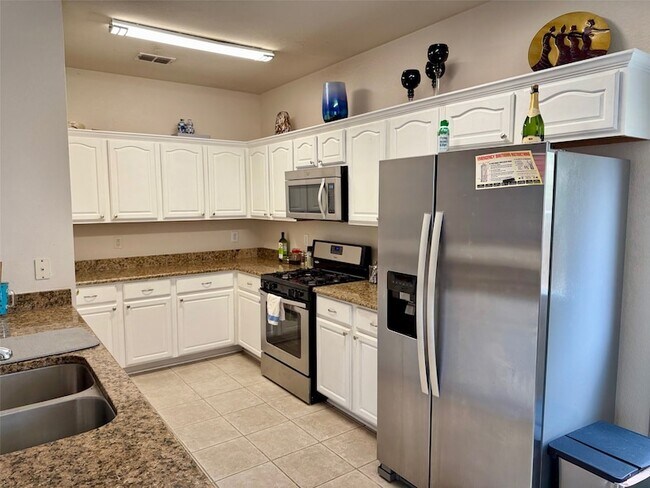 Foto del edificio - 9724 Windburn Dr