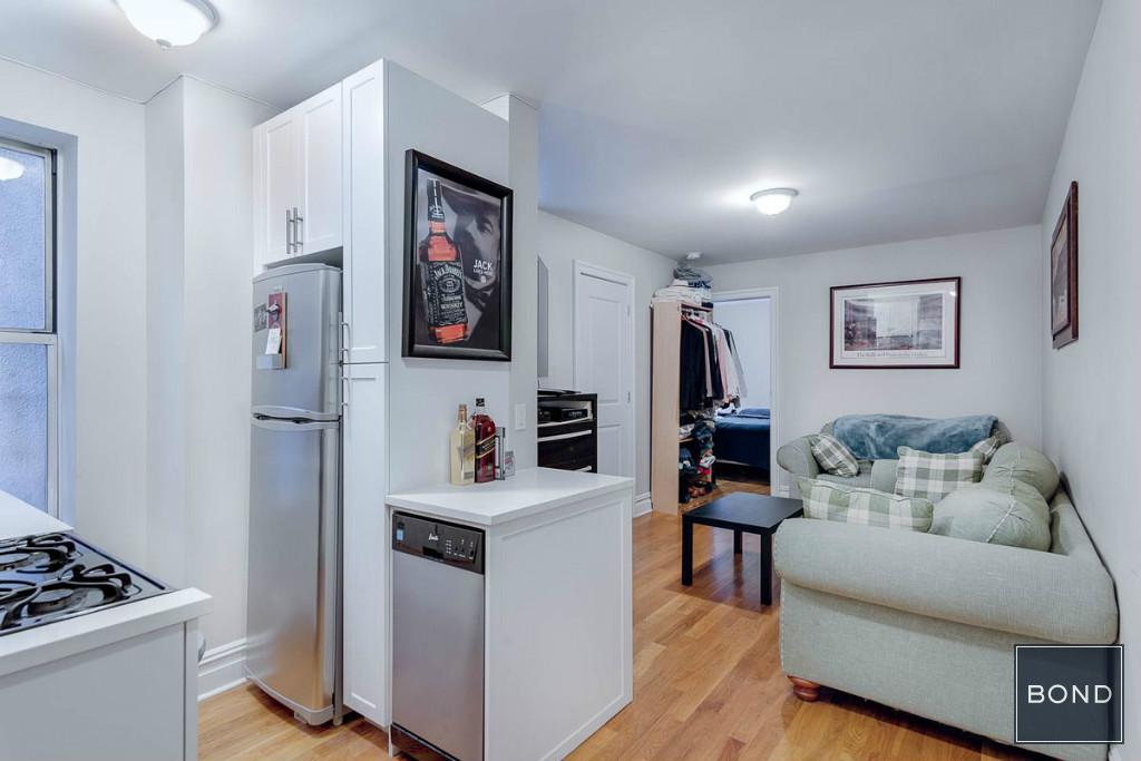 Primary Photo - 241 E 13th St