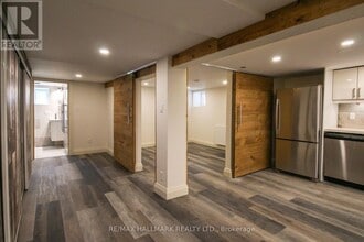 Building Photo - 371 St Clarens Ave