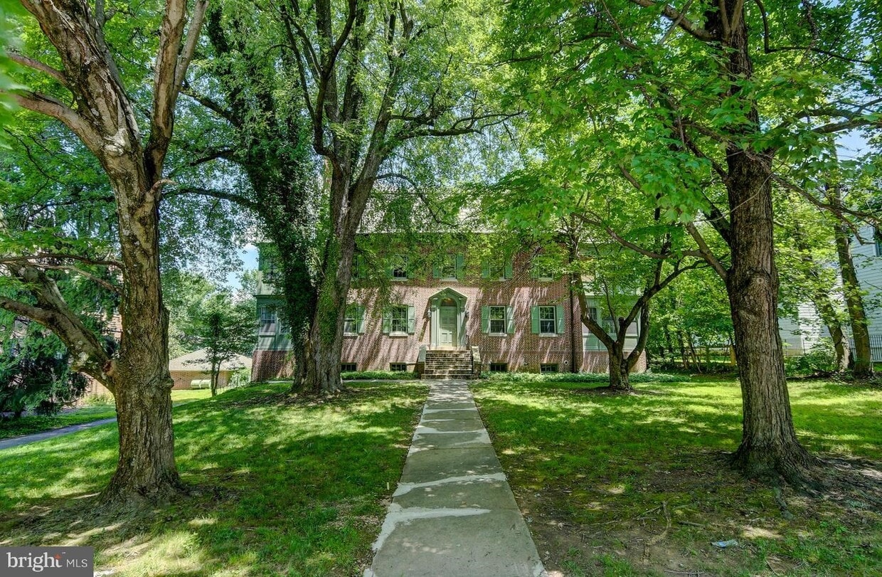 5717 Roland Ave Unit 3, Baltimore, MD 21210 Condo for Rent in