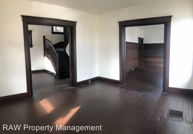 Foto del edificio - 4 br, 1 bath House - 1818 Clarion Ave.