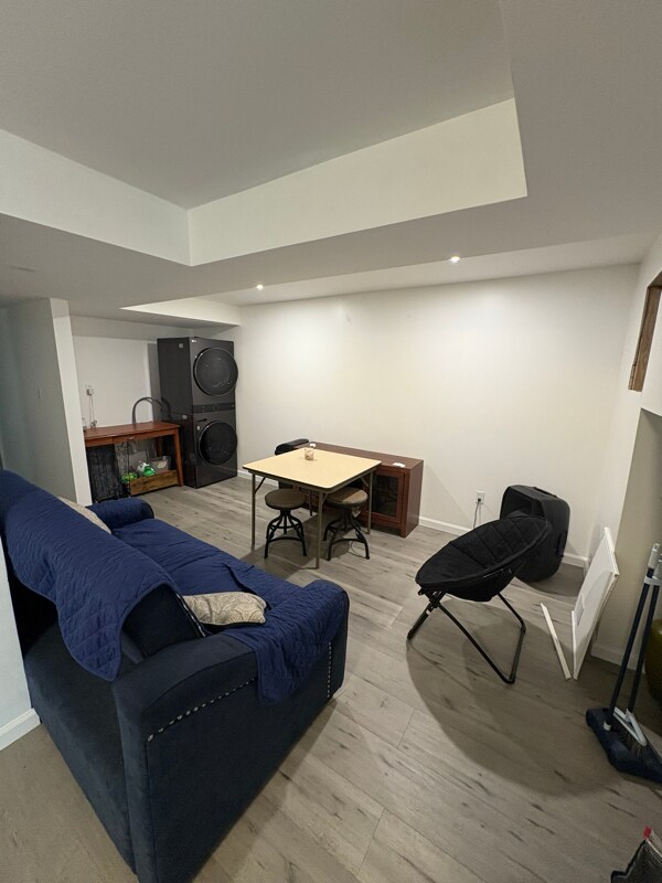Foto del edificio - 91 Taylor Ave