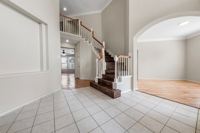 Foto del edificio - 17102 Mountain Crest Dr