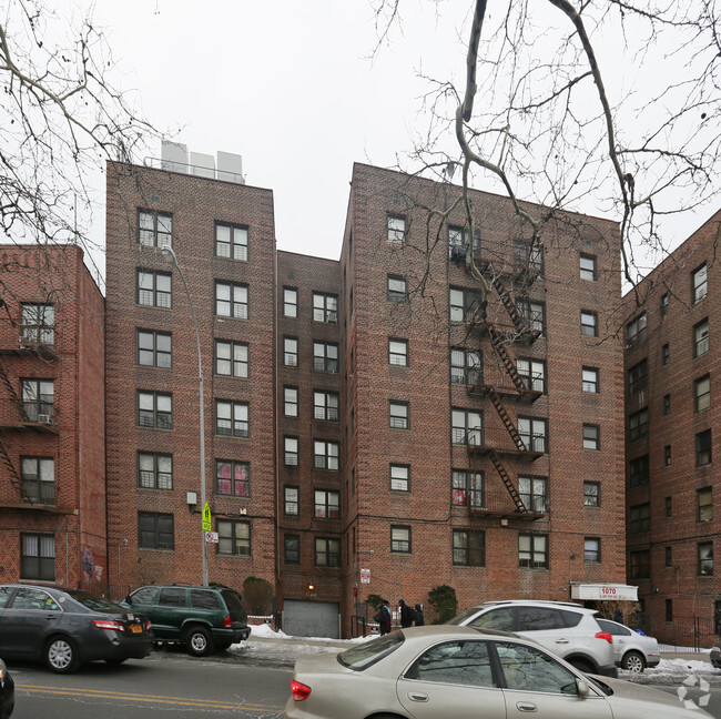 Foto del edificio - Crown Heights