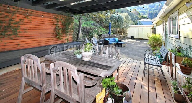 Foto del edificio - 122 Du Bois St