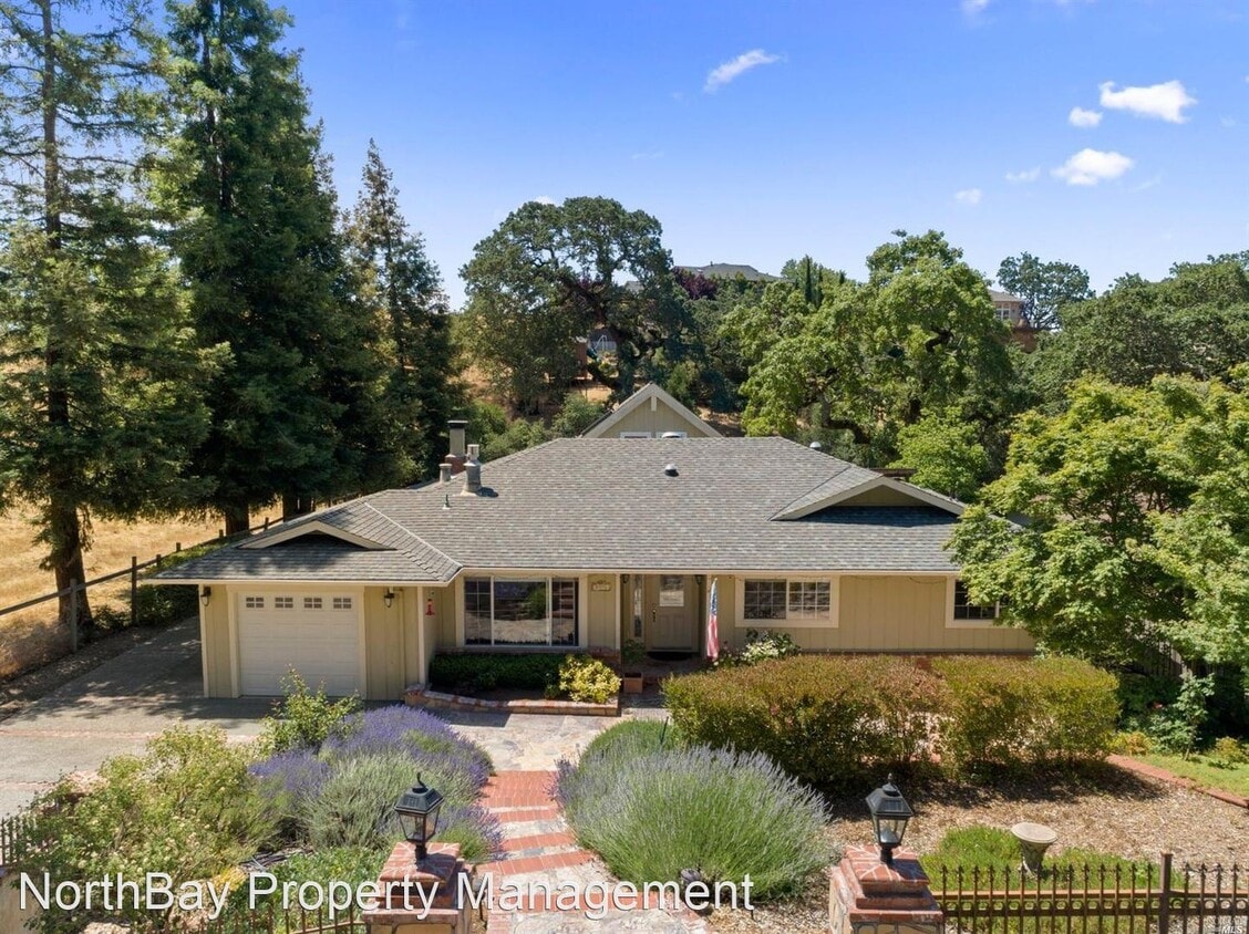 Primary Photo - 4 br, 3 bath House - 5976 Yerba Buena Road