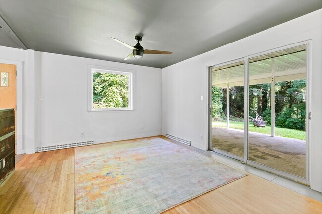 Foto del edificio - 68 Wilshire Dr