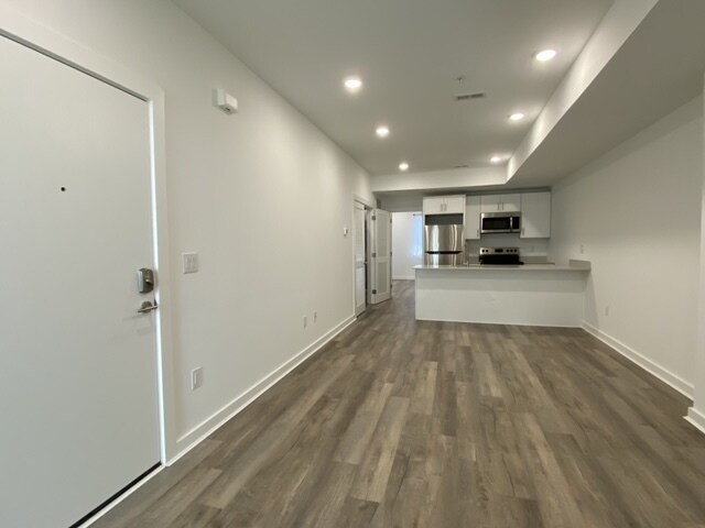 Building Photo - 709 N 44th St