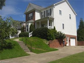Primary Photo - 3 Bed/2.5 Bath in Pfafftown!