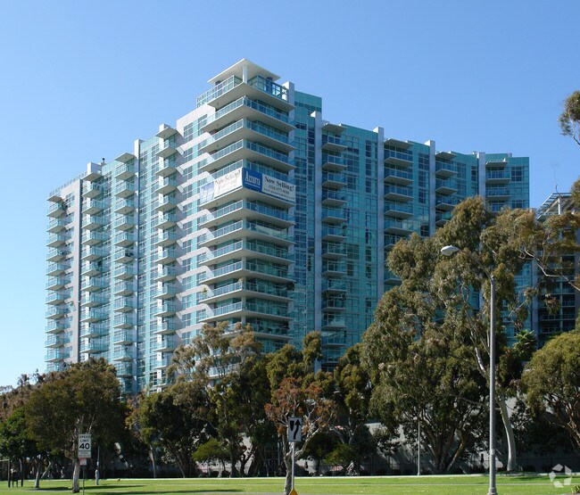 Azzurra Apartments Marina Del Rey Ca Apartments Com