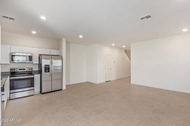 Foto del edificio - 2280 W Laurie Ln