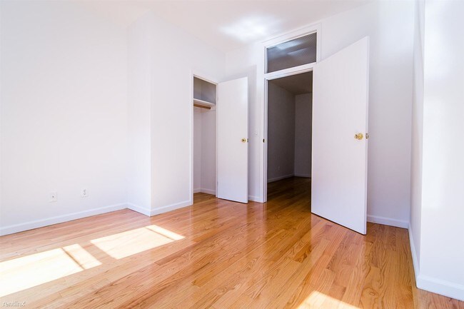 Building Photo - 272 Wyckoff Ave