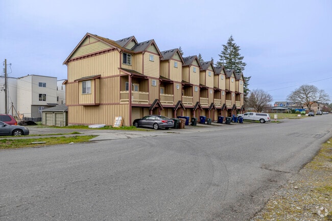 Building Photo - 3110 S 43rd St