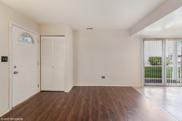 Building Photo - 1315 Alpine Ct
