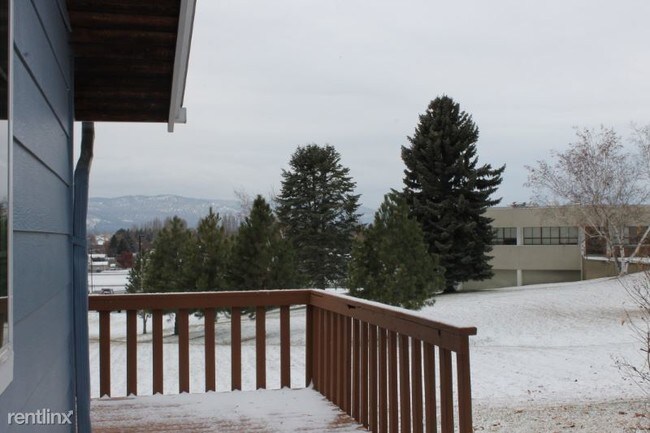 Building Photo - 4 br, 2 bath Condo - 6 Parkway Drive A Unit A