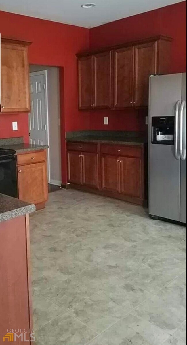 Foto del edificio - 4345 Savannah Ln