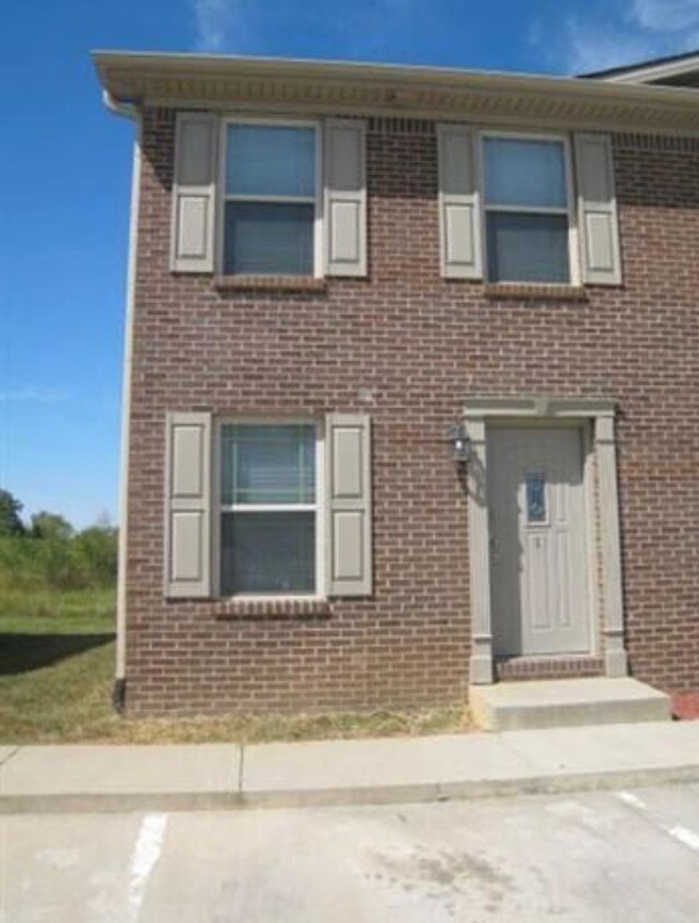 Primary Photo - 1031 Brooklyn Blvd