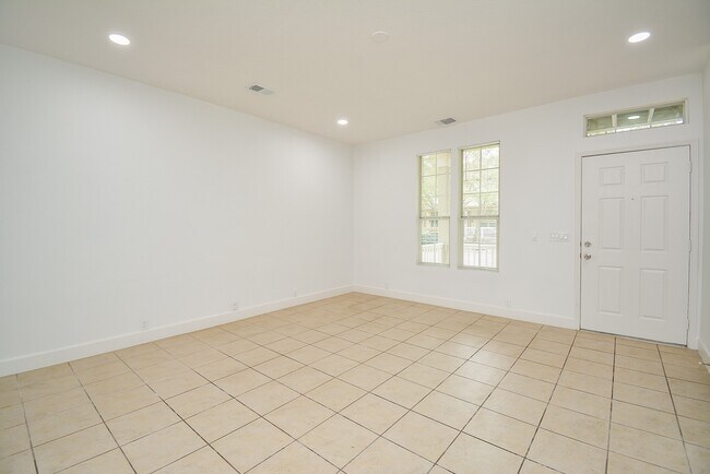 Foto del edificio - 29725 Sullivan Oaks Dr