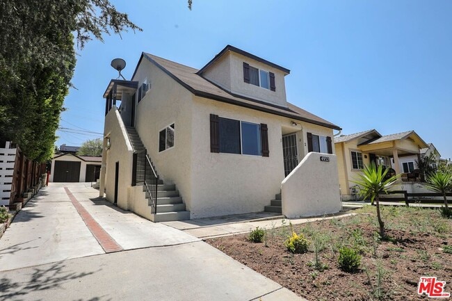 Building Photo - 4932 Lincoln Ave