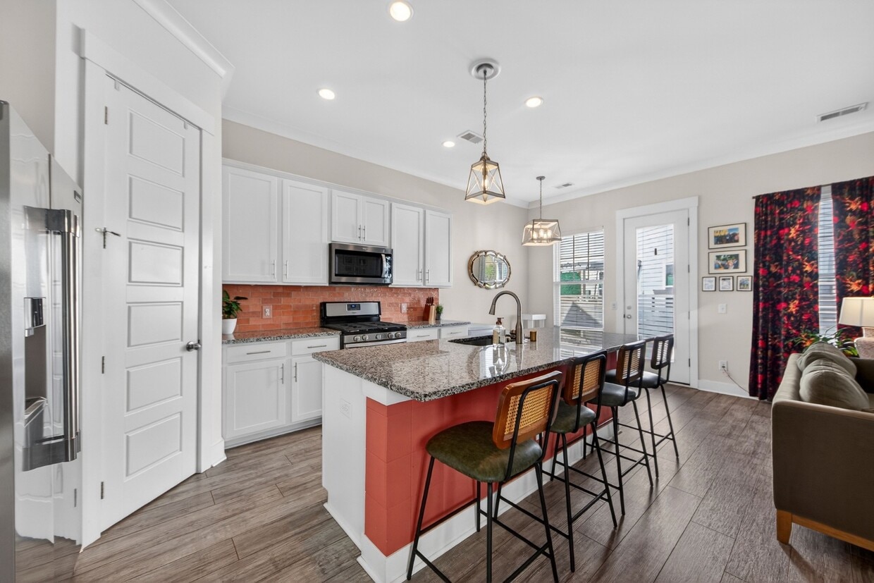 Photo - 4515 Summey St