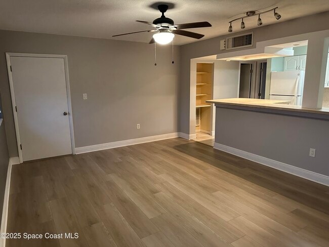 Foto del edificio - 8401 N Atlantic Ave