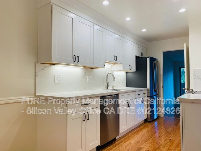 Foto del edificio - 2315 Eastridge Ave