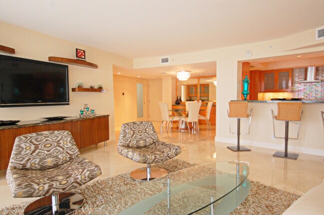Building Photo - 3000 N Ocean Dr