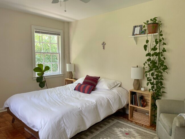 Foto del edificio - 2860 Fairway Dr