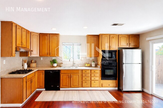 Foto del edificio - 5625 Tilden Pl