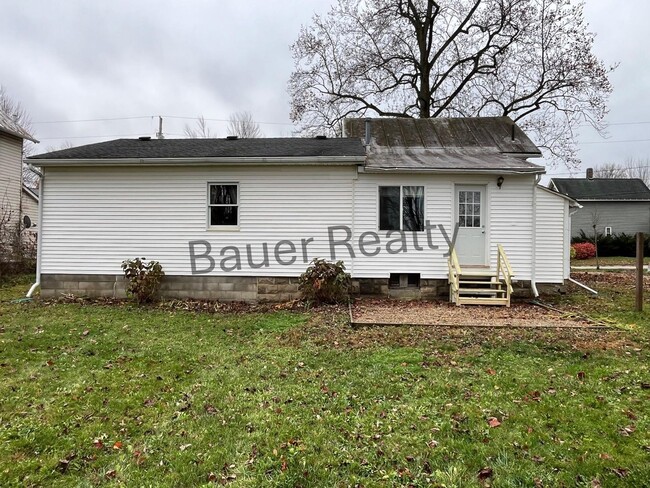 Building Photo - Cute Bungalow Home in Wellington